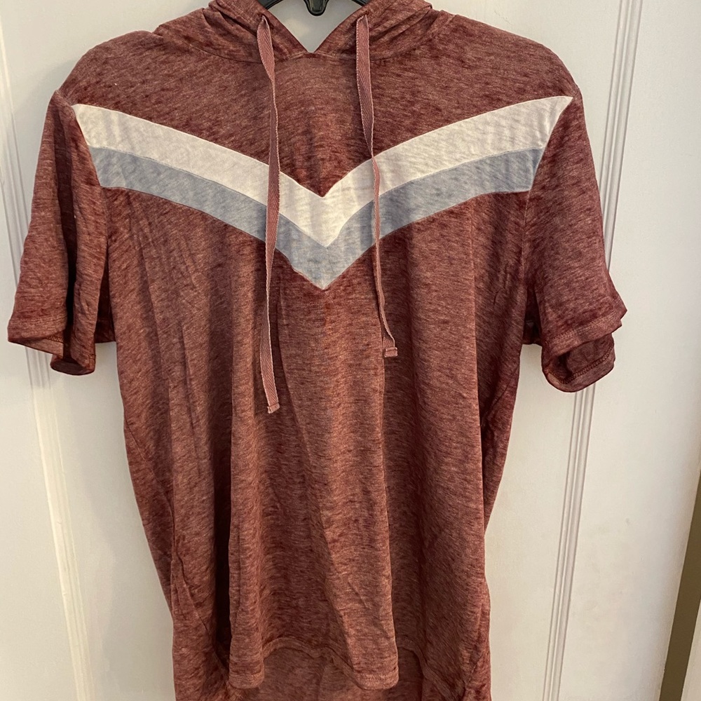 burgundy tee with chevron stripe